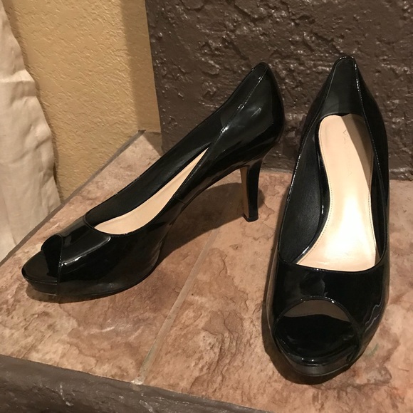 Via Spiga Nordstrom patent black high heels USED - Picture 7 of 8
